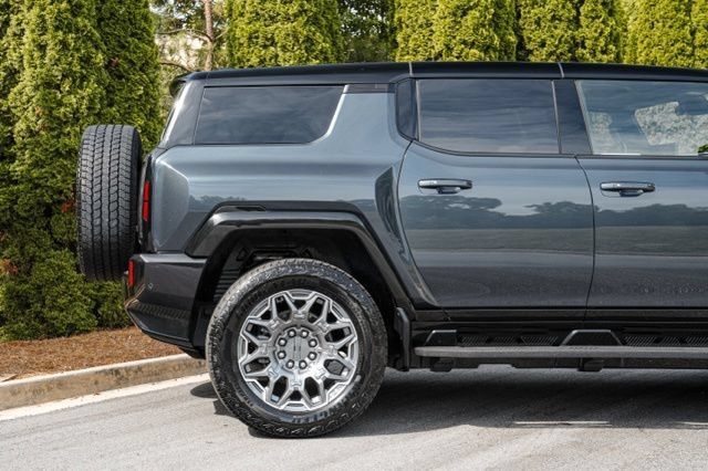 Used 2025 GMC Hummer EV 3X AWD/4WD image 14