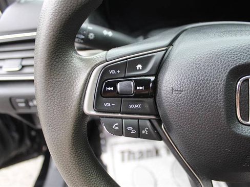 Used 2018 Honda Accord LX image 15