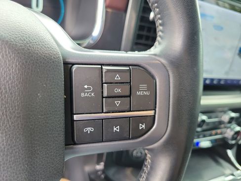 Used 2023 Ford F150 Lariat w/ Equipment Group 502A High RWD image 19