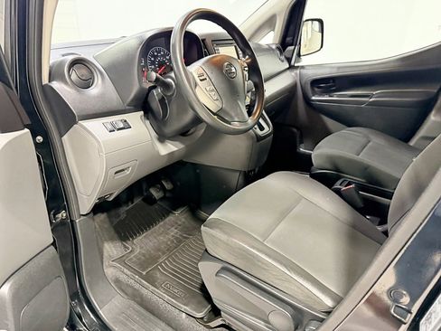 Used 2019 Nissan NV200 SV w/ Navigation Package image 24