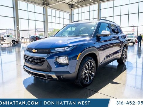 Used 2023 Chevrolet TrailBlazer ACTIV w/ Convenience Package AWD/4WD image 25