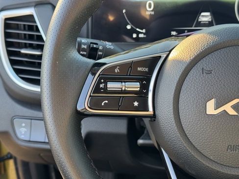 Used 2024 Kia Seltos SX image 30