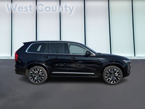 New 2026 Volvo XC90 T8 Ultra w/ Protection Package Premier image 2