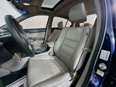 Used 2011 Honda Accord EX-L image 19