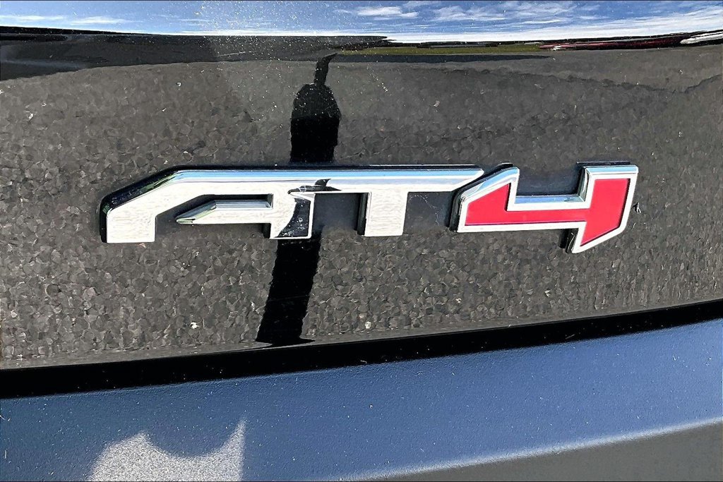 Used 2023 GMC Acadia AT4 w/ Technology Package AWD/4WD image 27