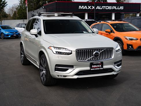 Used 2021 Volvo XC90 T6 Inscription w/ Advanced Package AWD/4WD image 2