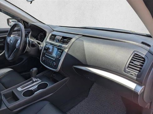 Used 2017 Nissan Altima 2.5 SR FWD image 26