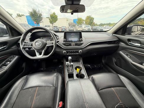 Used 2021 Nissan Altima 2.5 SR FWD image 15