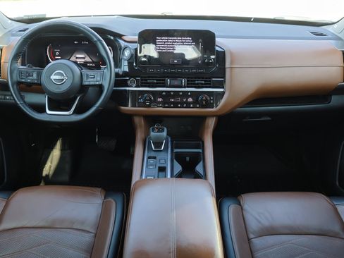 Used 2022 Nissan Pathfinder Platinum w/ Cargo Package image 26