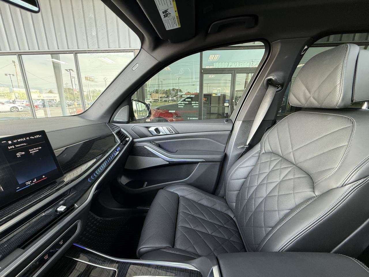 Used 2024 BMW X5 xDrive40i w/ M Sport Package AWD/4WD image 28