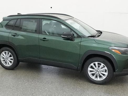 New 2026 Toyota Corolla Cross LE FWD image 12