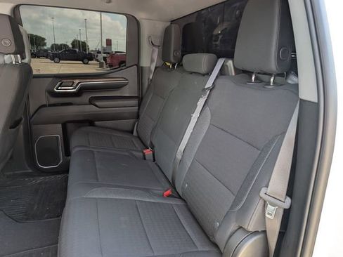 Used 2024 Chevrolet Silverado 1500 LT image 25