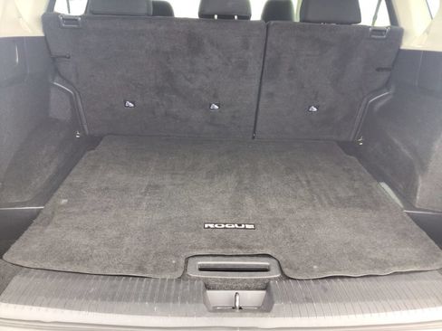 Used 2023 Nissan Rogue S AWD/4WD image 13