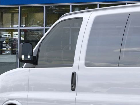 New 2025 Chevrolet Express 3500 LS image 36