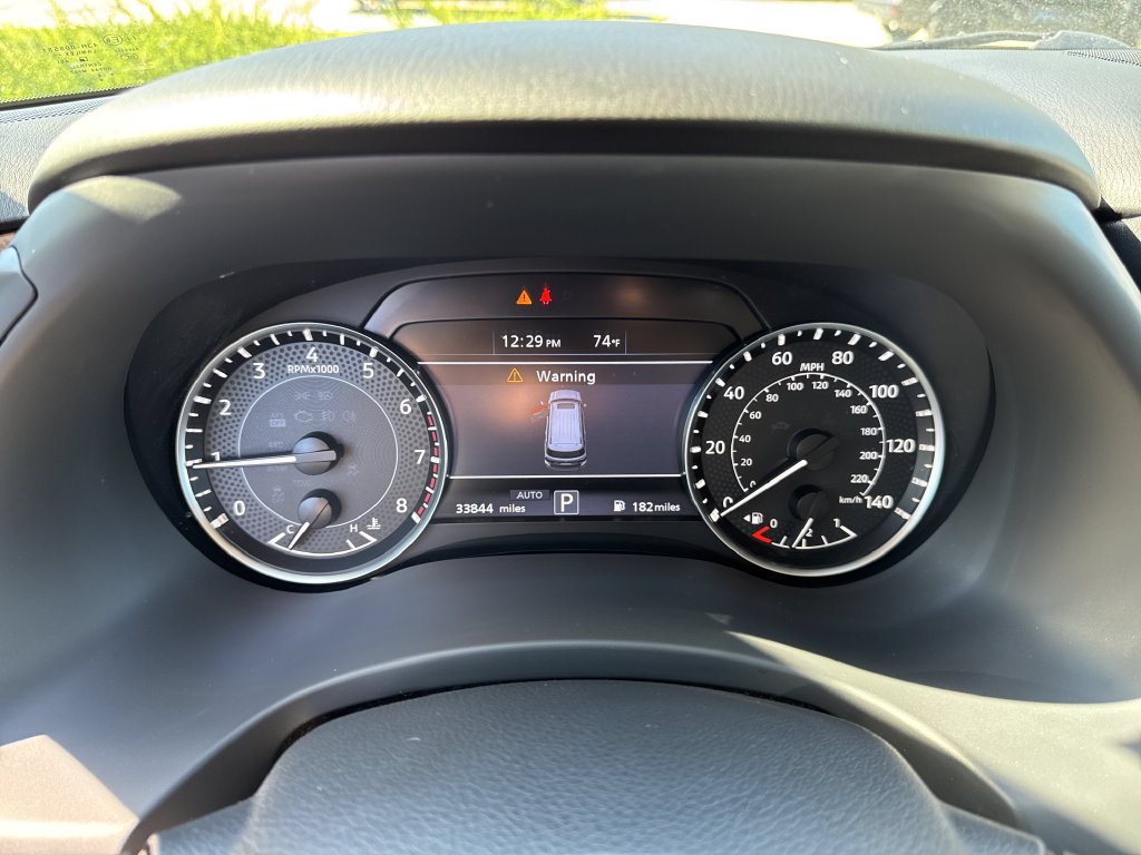 Used 2023 Nissan Armada SL w/ Captain's Chairs Package AWD/4WD image 10