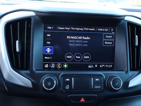 Used 2020 GMC Terrain SLT image 28