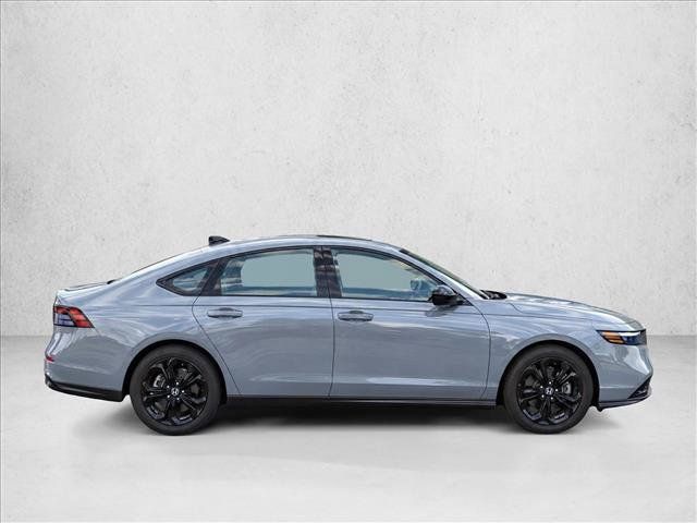 Used 2025 Honda Accord SE image 8