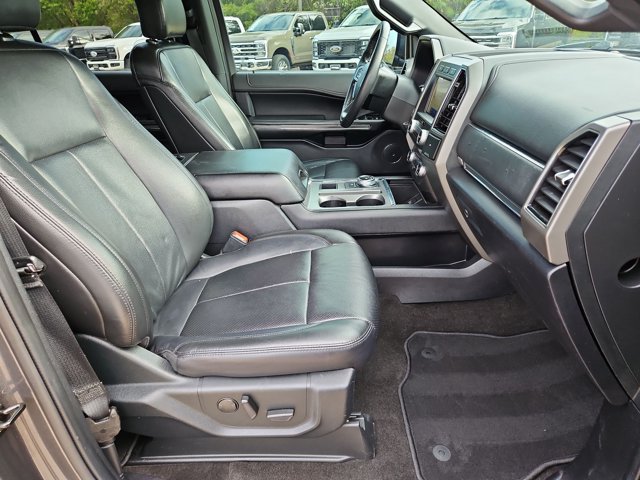 Used 2020 Ford Expedition Max XLT w/ Equipment Group 202A RWD image 23