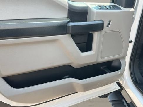 Used 2019 Ford F250 XL w/ STX Appearance Package AWD/4WD image 10