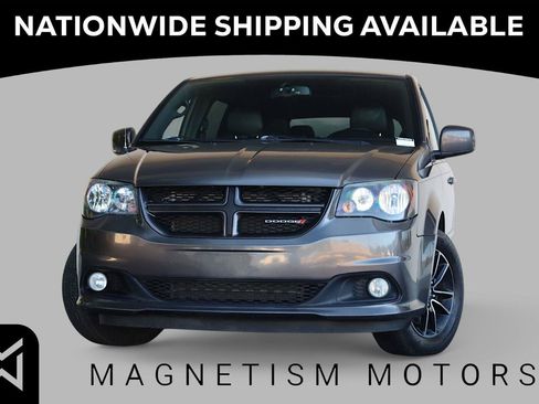 Used 2017 Dodge Grand Caravan GT FWD image 1