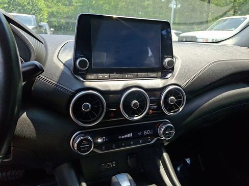 Used 2021 Nissan Sentra SV FWD image 18
