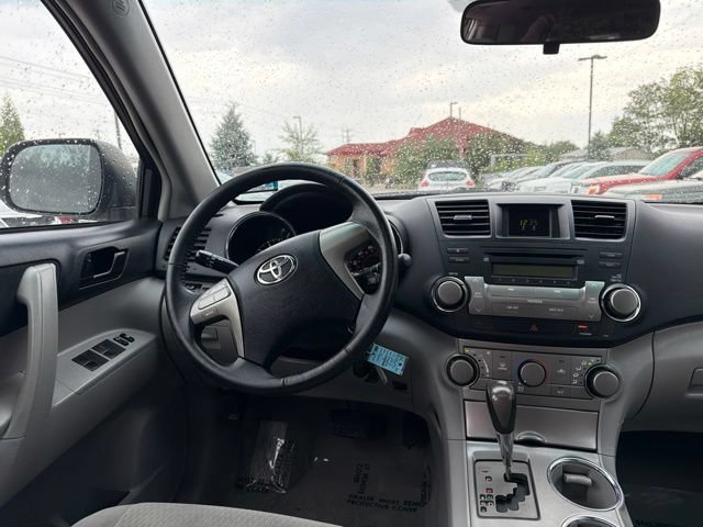 Used 2010 Toyota Highlander 4WD image 8