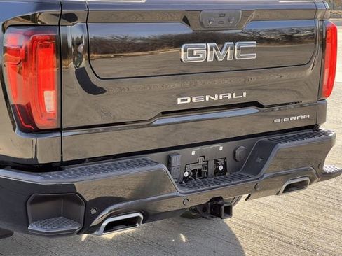 Used 2023 GMC Sierra 1500 Denali Ultimate image 6