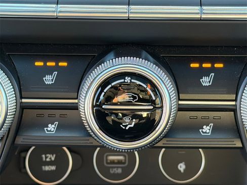 Used 2023 Genesis G70 3.3T w/ Sport Prestige Package image 31