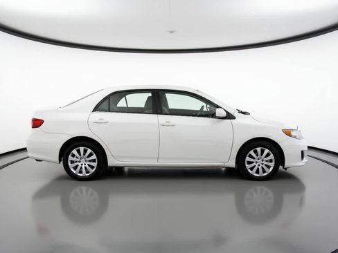 Used 2013 Toyota Corolla LE image 6