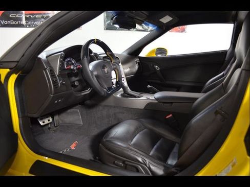 Used 2007 Chevrolet Corvette Coupe w/ Preferred Equipment Group image 10
