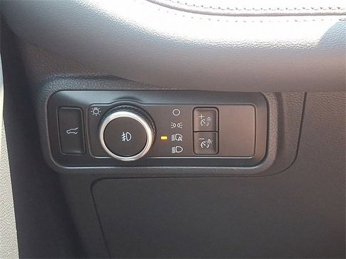 New 2025 Ford Explorer Active w/ Active Comfort Package image 14