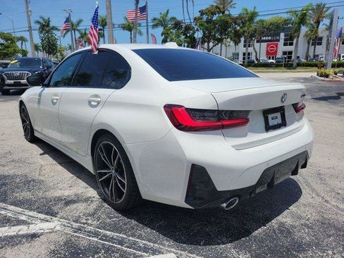 Used 2023 BMW 330i Sedan w/ M Sport Package RWD image 4