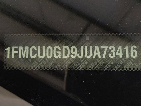 Used 2018 Ford Escape SE image 33