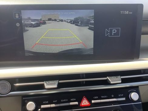 Certified 2025 Hyundai Tucson SE FWD image 12