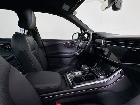 Used 2023 Audi Q7 2.0T Premium Plus AWD/4WD image 46
