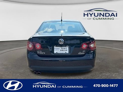 Used 2010 Volkswagen Jetta Limited Edition FWD image 6