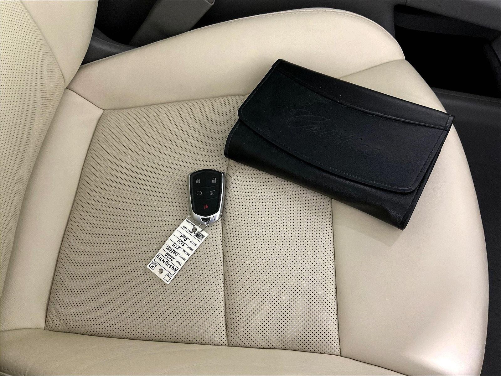 Used 2020 Cadillac XT5 Premium Luxury AWD/4WD image 35