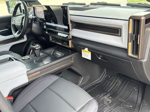 New 2025 GMC Hummer EV 2X image 24