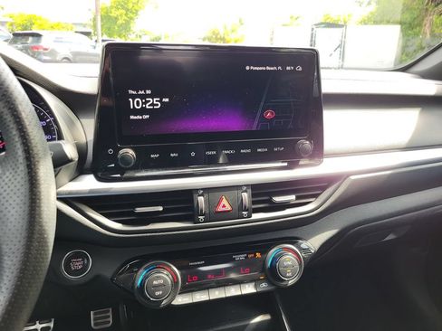 Certified 2023 Kia Forte GT-Line FWD image 22