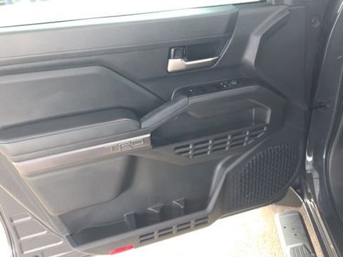 Used 2024 Toyota Tacoma TRD Sport RWD image 10