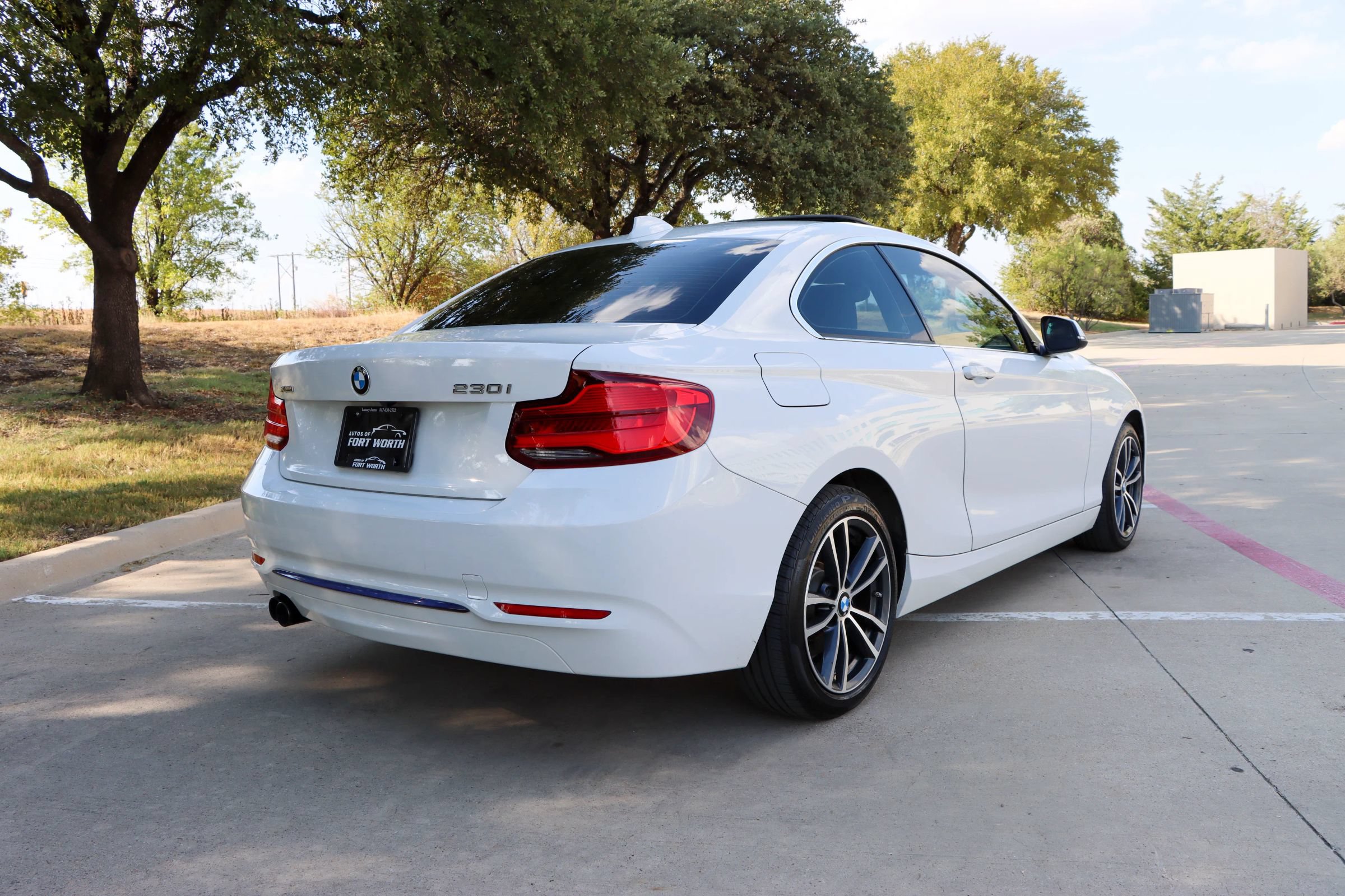 Used 2018 BMW 230i xDrive Coupe AWD/4WD image 7