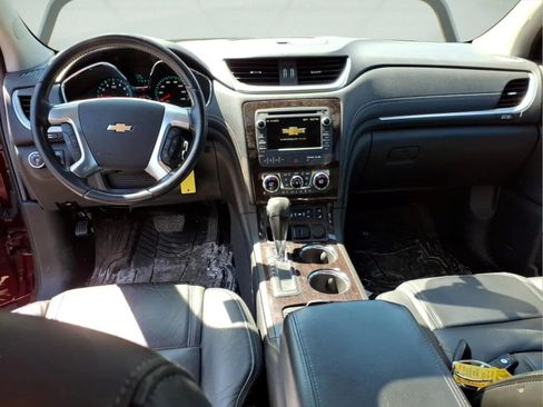 Used 2017 Chevrolet Traverse LT AWD/4WD image 14