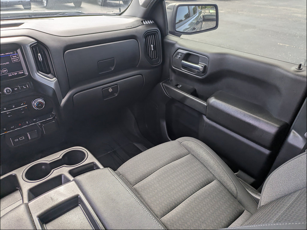Used 2025 Chevrolet Silverado 1500 Custom w/ Turbomax Blackout Package RWD image 18