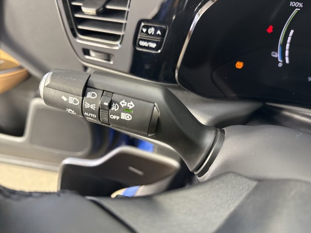 Used 2026 Lexus NX 450h+ AWD w/ Accessory Package (2T) image 18
