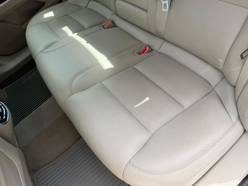Used 2013 Cadillac XTS Premium FWD image 41