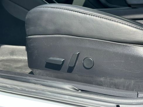 Used 2018 Tesla Model 3 Mid Range image 17