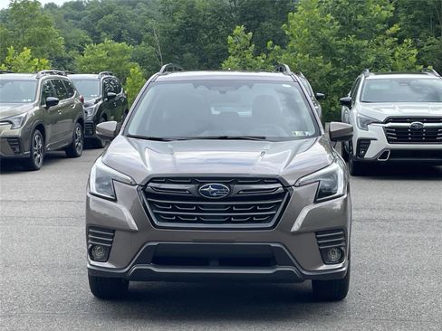 Used 2023 Subaru Forester Limited AWD/4WD image 8