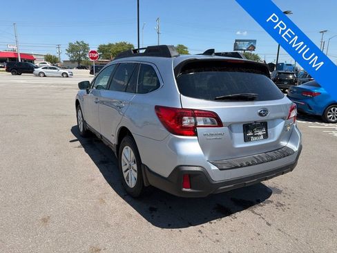 Used 2018 Subaru Outback 2.5i Premium AWD/4WD image 5