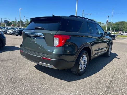 Certified 2023 Ford Explorer XLT w/ Equipment Group 202A AWD/4WD image 3