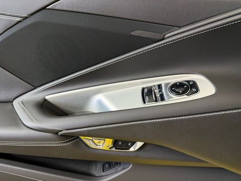 Used 2026 Chevrolet Corvette Z06 w/ Chrome Exterior Badge Package image 23